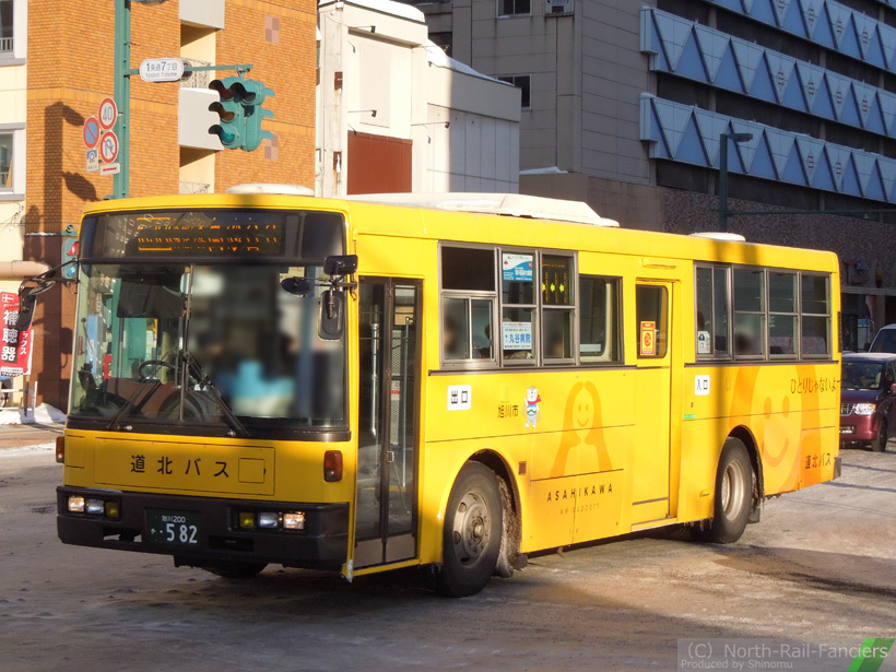 旭川200か582-1