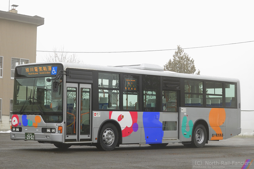 旭川230あ2002-1