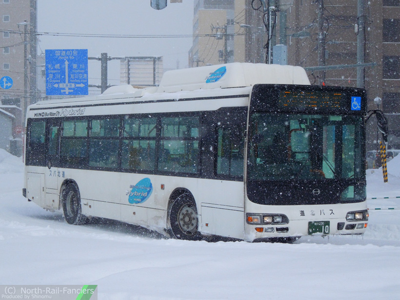 旭川230い10-2