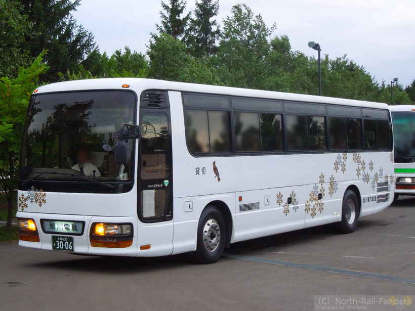 札幌230あ3006-1